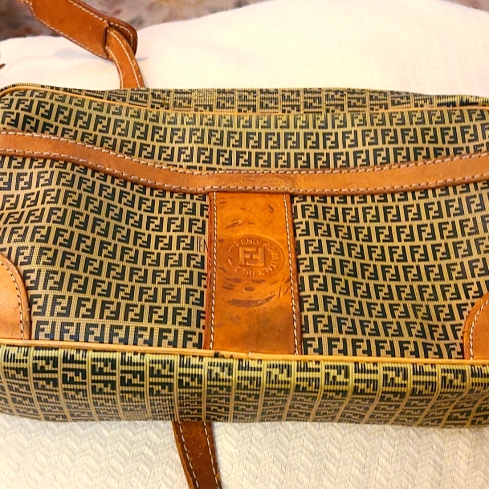Fendi cross body bag purse